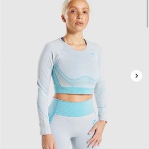Hyper Amplify Long Sleeve Crop